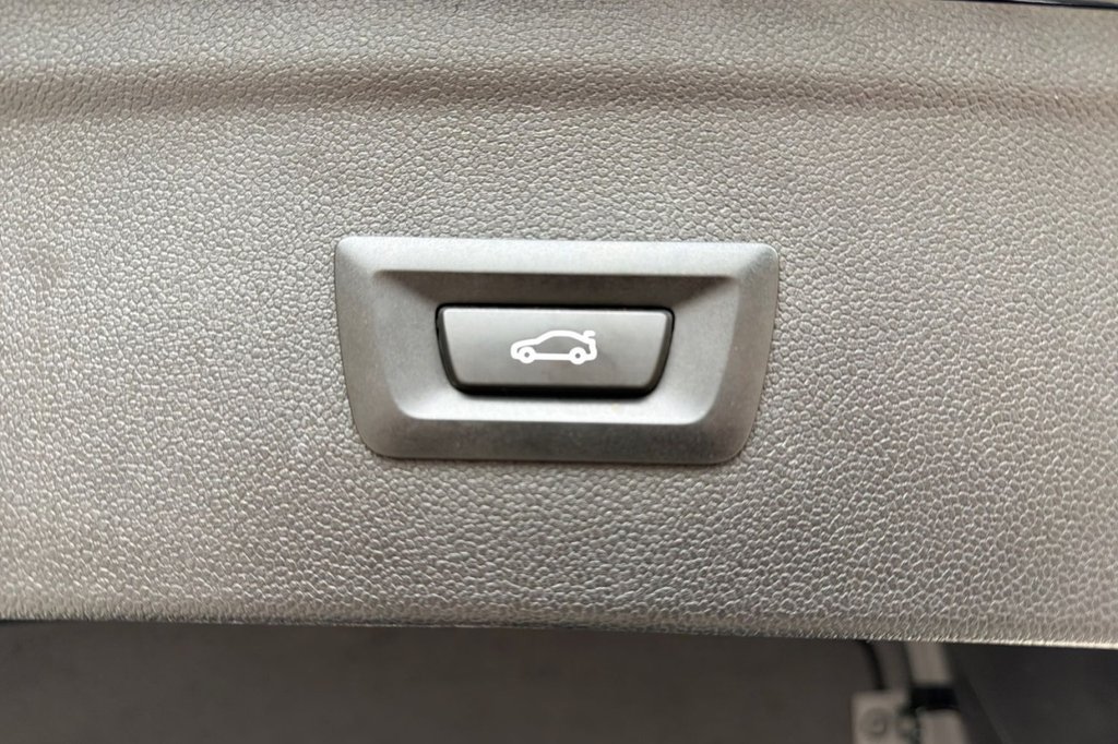 Used BMW iX 2023 for sale - 77952759: Photo 27