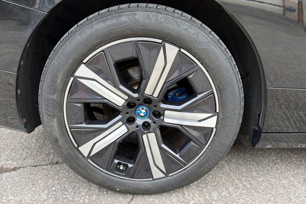 Used BMW iX 2023 for sale - 77952759: Photo 29