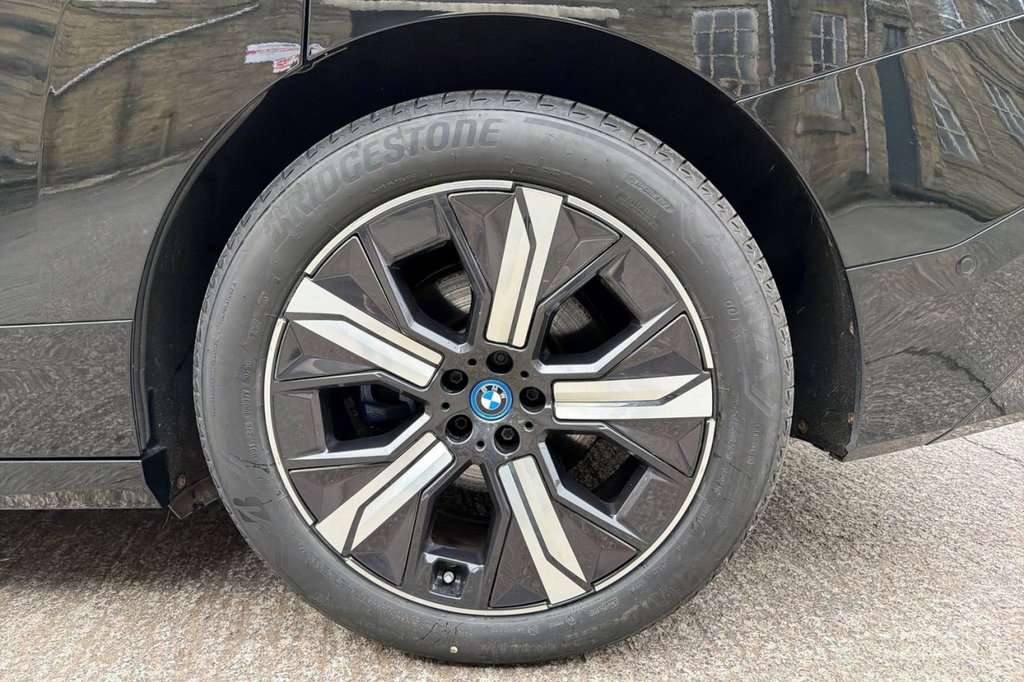 Used BMW iX 2023 for sale - 77952759: Photo 32