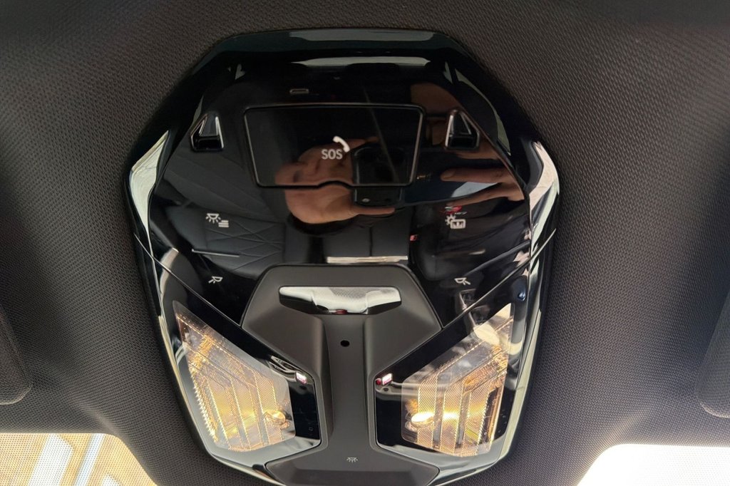 Used BMW iX 2023 for sale - 77952759: Photo 46