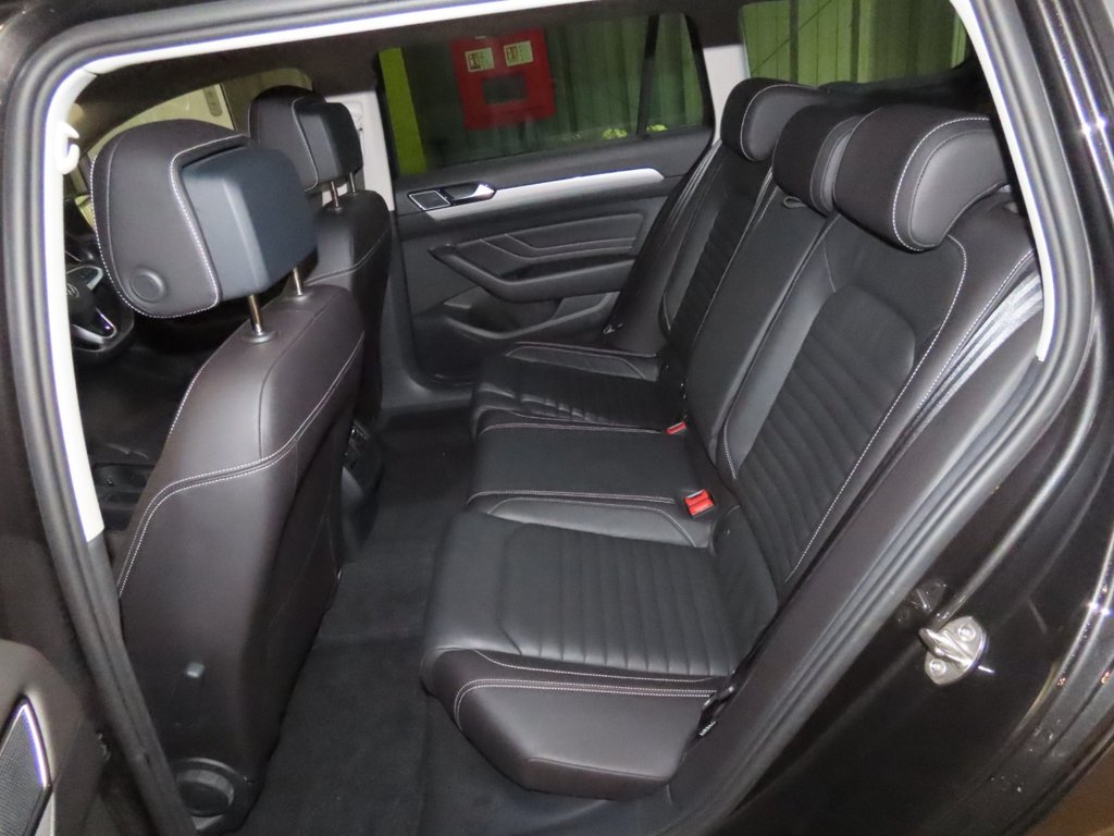 Used Volkswagen Passat 2022 for sale - 76867787: Photo 11