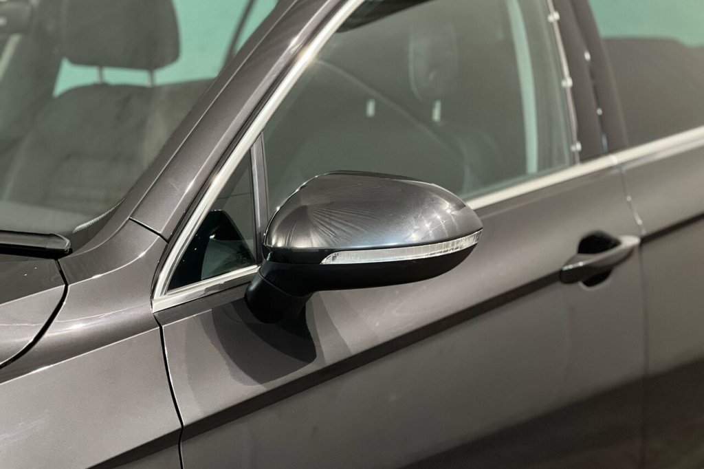 Used Volkswagen Passat 2022 for sale - 76867787: Photo 17