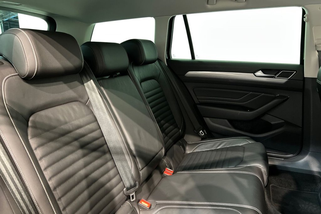 Used Volkswagen Passat 2022 for sale - 76867787: Photo 22