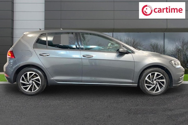 Used Volkswagen Golf 2019 for sale - 76266963: Photo 2