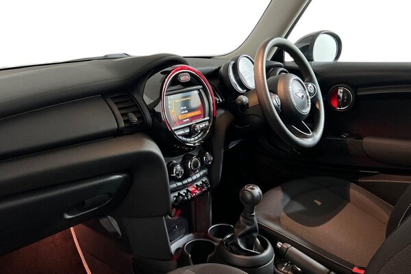 Used MINI Hatch 2019 for sale - 75410808: Photo 11