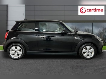 Used MINI Hatch 2019 for sale - 75410808: Photo