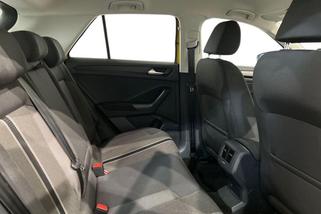 Used Volkswagen T-Roc 2018 for sale - 76635531: Photo 10