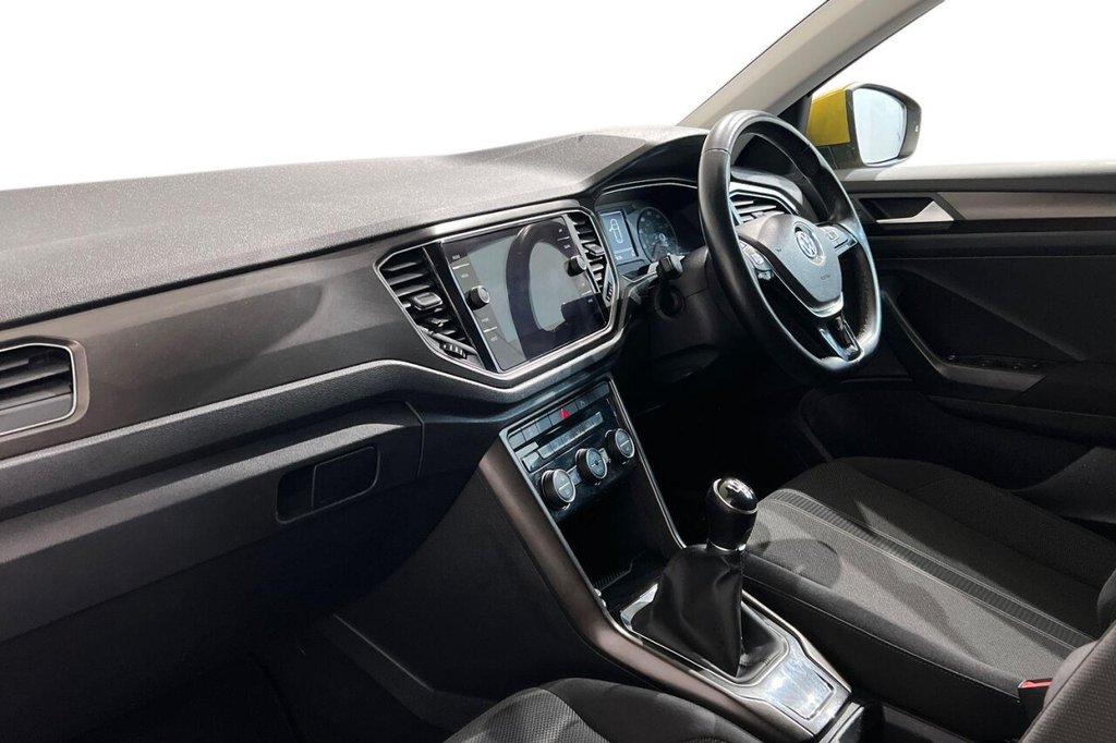 Used Volkswagen T-Roc 2018 for sale - 76635531: Photo 11