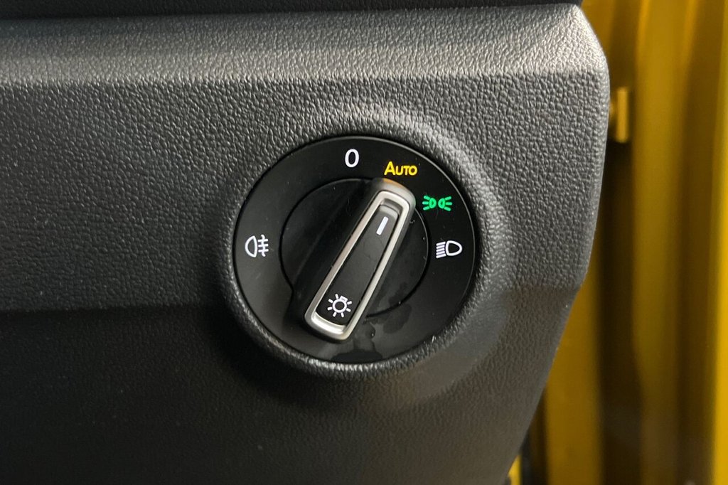 Used Volkswagen T-Roc 2018 for sale - 76635531: Photo 37