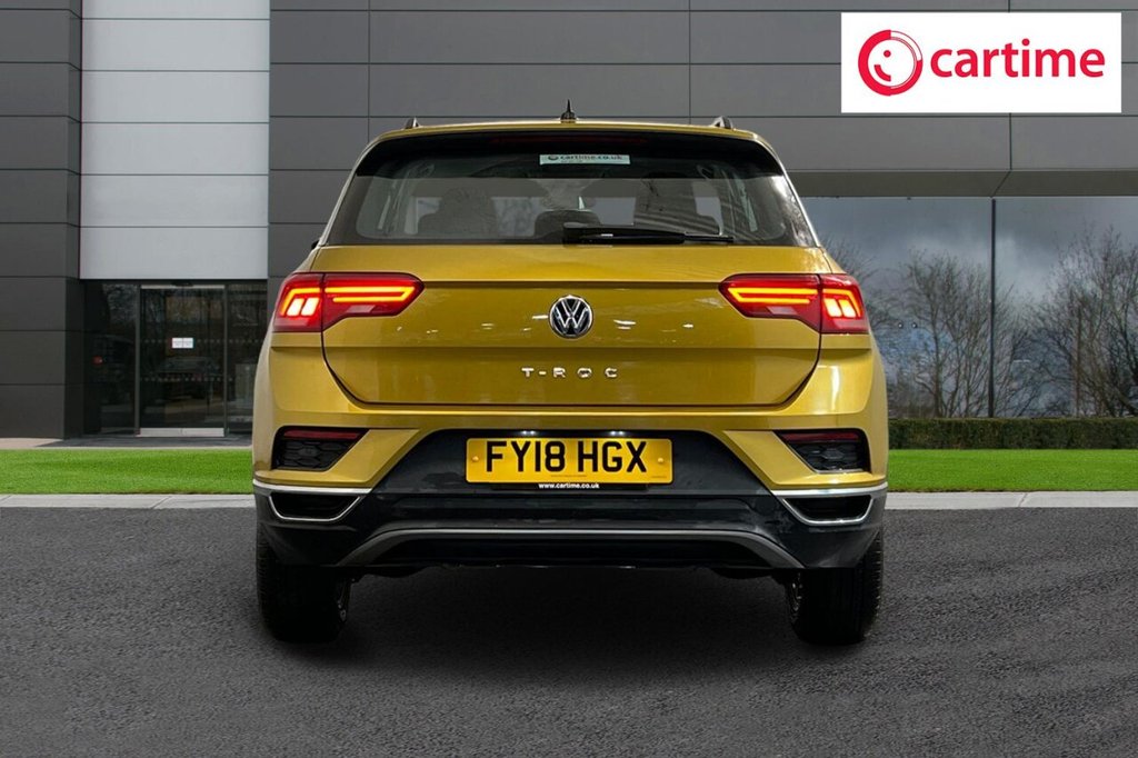 Used Volkswagen T-Roc 2018 for sale - 76635531: Photo 6