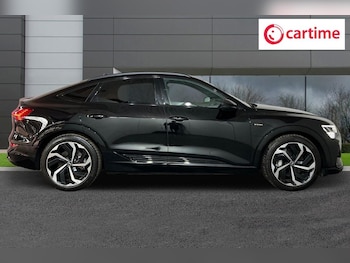 Used Audi e-tron 2023 for sale - 75230153: Photo