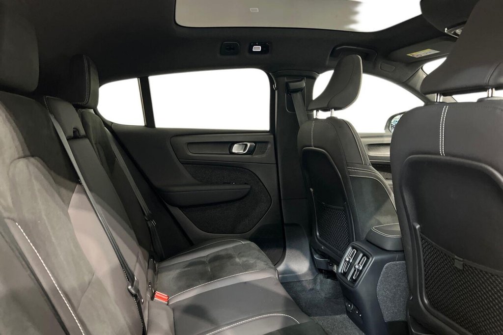 Used Volvo C40 2024 for sale - 77952682: Photo 10