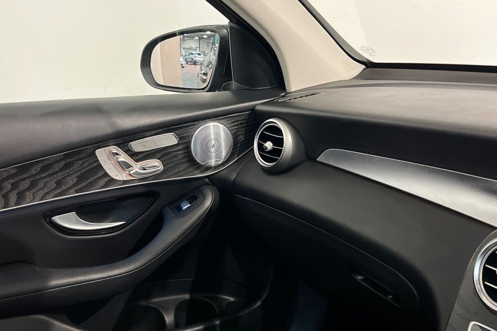 Used Mercedes-Benz GLC 2018 for sale - 77719402: Photo 21