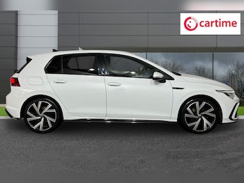 Used Volkswagen Golf 2020 for sale - 76216780: Photo 2