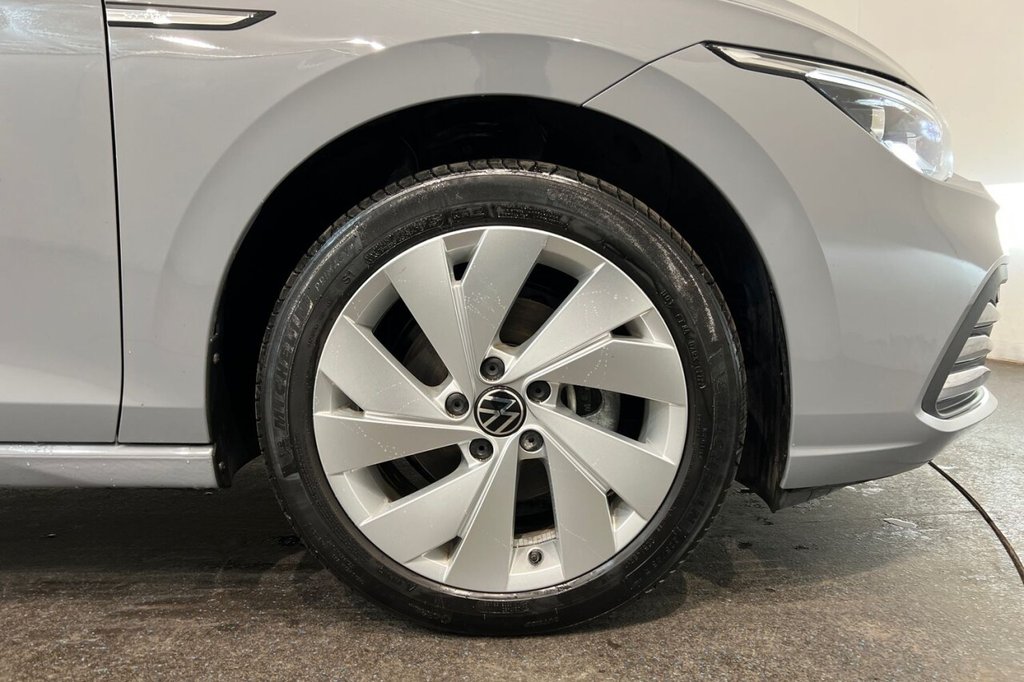 Used Volkswagen Golf 2023 for sale - 76039207: Photo 14