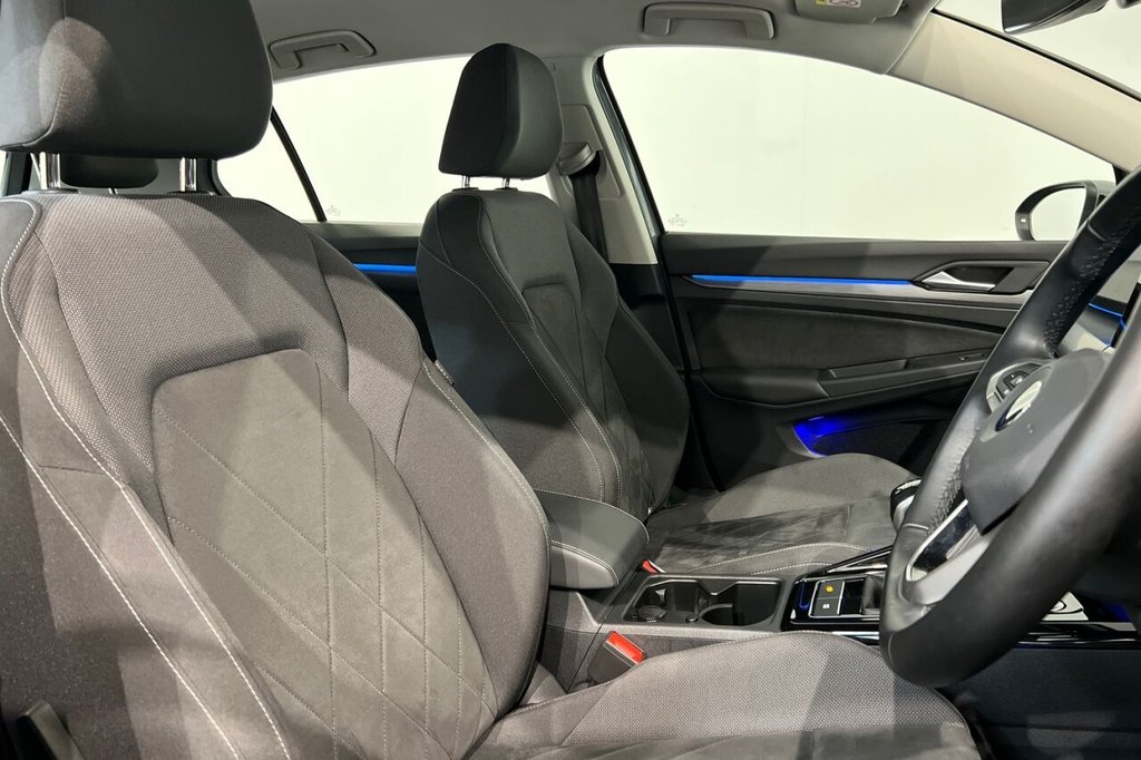 Used Volkswagen Golf 2023 for sale - 76039207: Photo 27