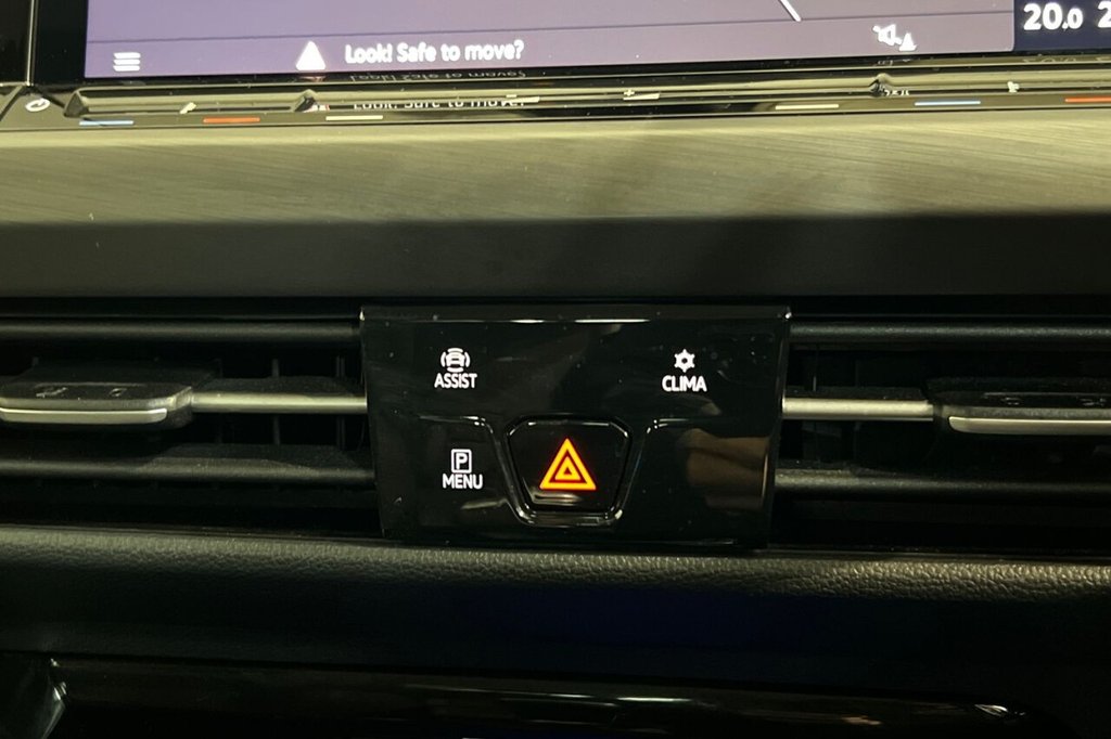 Used Volkswagen Golf 2023 for sale - 76039207: Photo 34