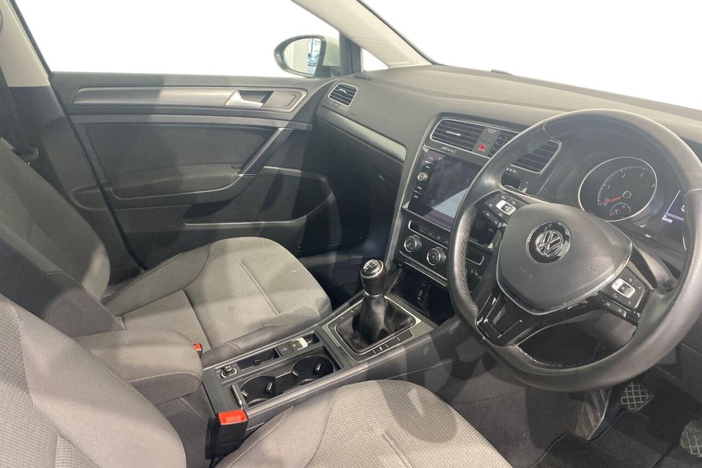 Used Volkswagen Golf 2017 for sale - 78167265: Photo 9