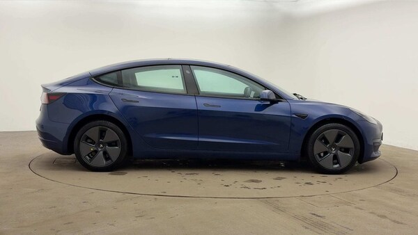 Used Tesla Model 3 2022 for sale - 76210323: Photo 2