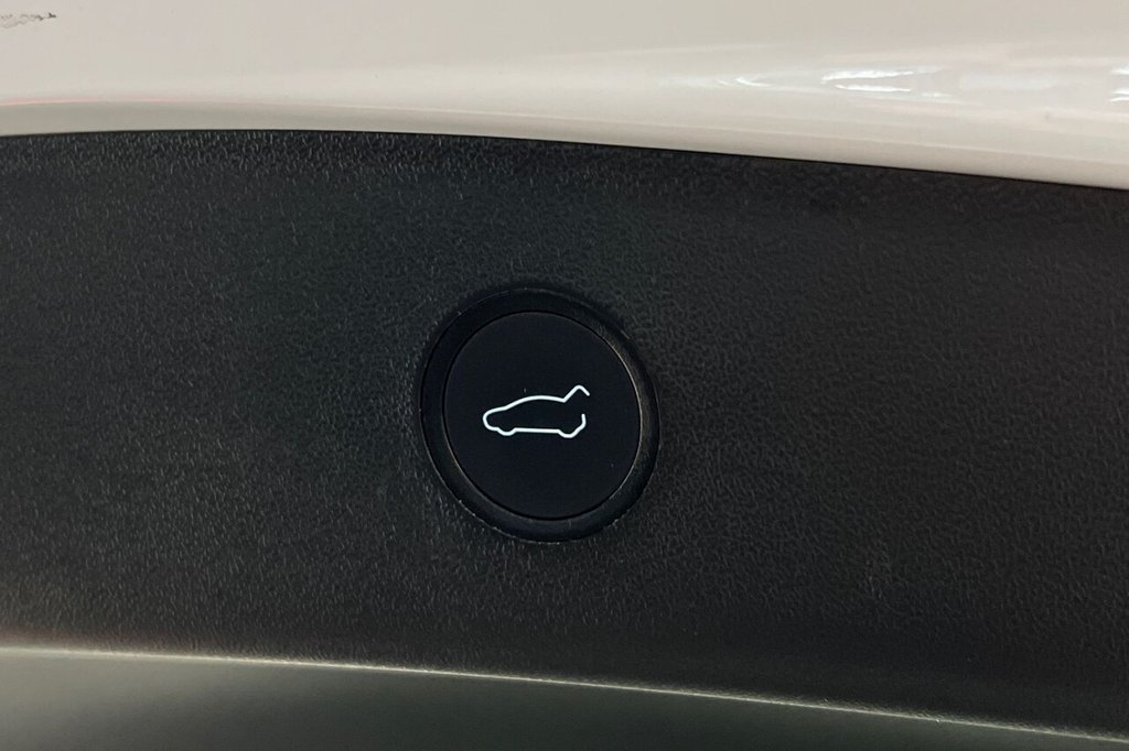 Used Tesla Model 3 2022 for sale - 77205359: Photo 42