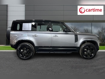 Used Land Rover Defender 2024 for sale - 75912284: Photo