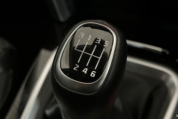 Used Kia XCeed 2023 for sale - 76092697: Photo 23