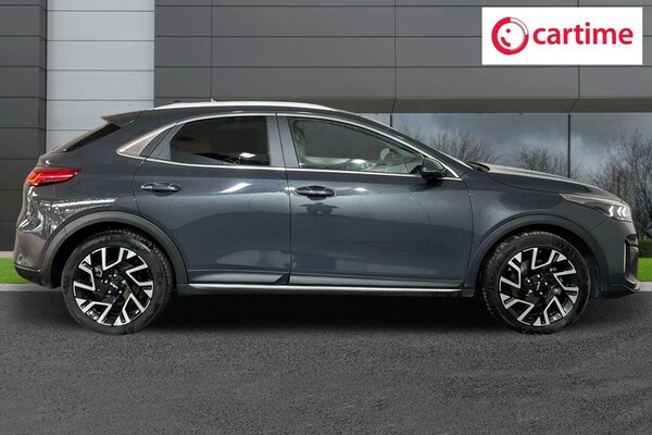 Used Kia XCeed 2023 for sale - 76092697: Photo 2