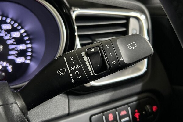 Used Kia XCeed 2023 for sale - 76092697: Photo 32