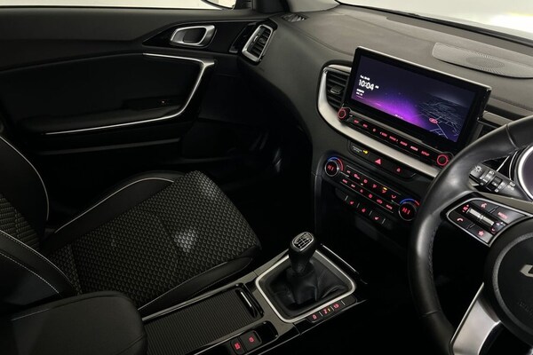 Used Kia XCeed 2023 for sale - 76092697: Photo 33