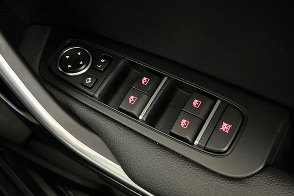 Used Kia XCeed 2023 for sale - 76092697: Photo 37