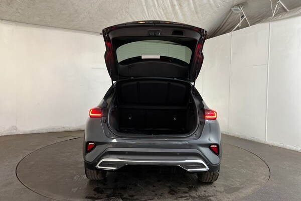 Used Kia XCeed 2023 for sale - 76092697: Photo 39