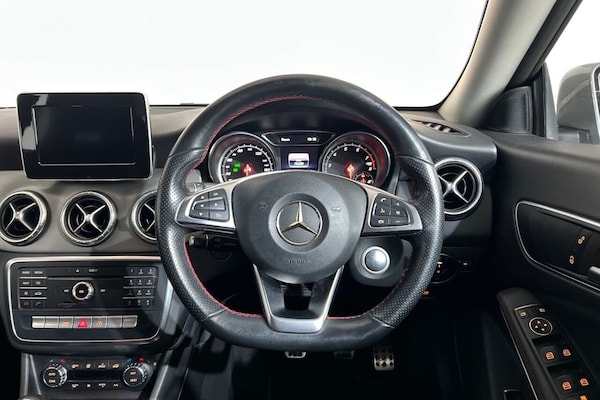 Used Mercedes-Benz CLA 2019 for sale - 76154411: Photo 16