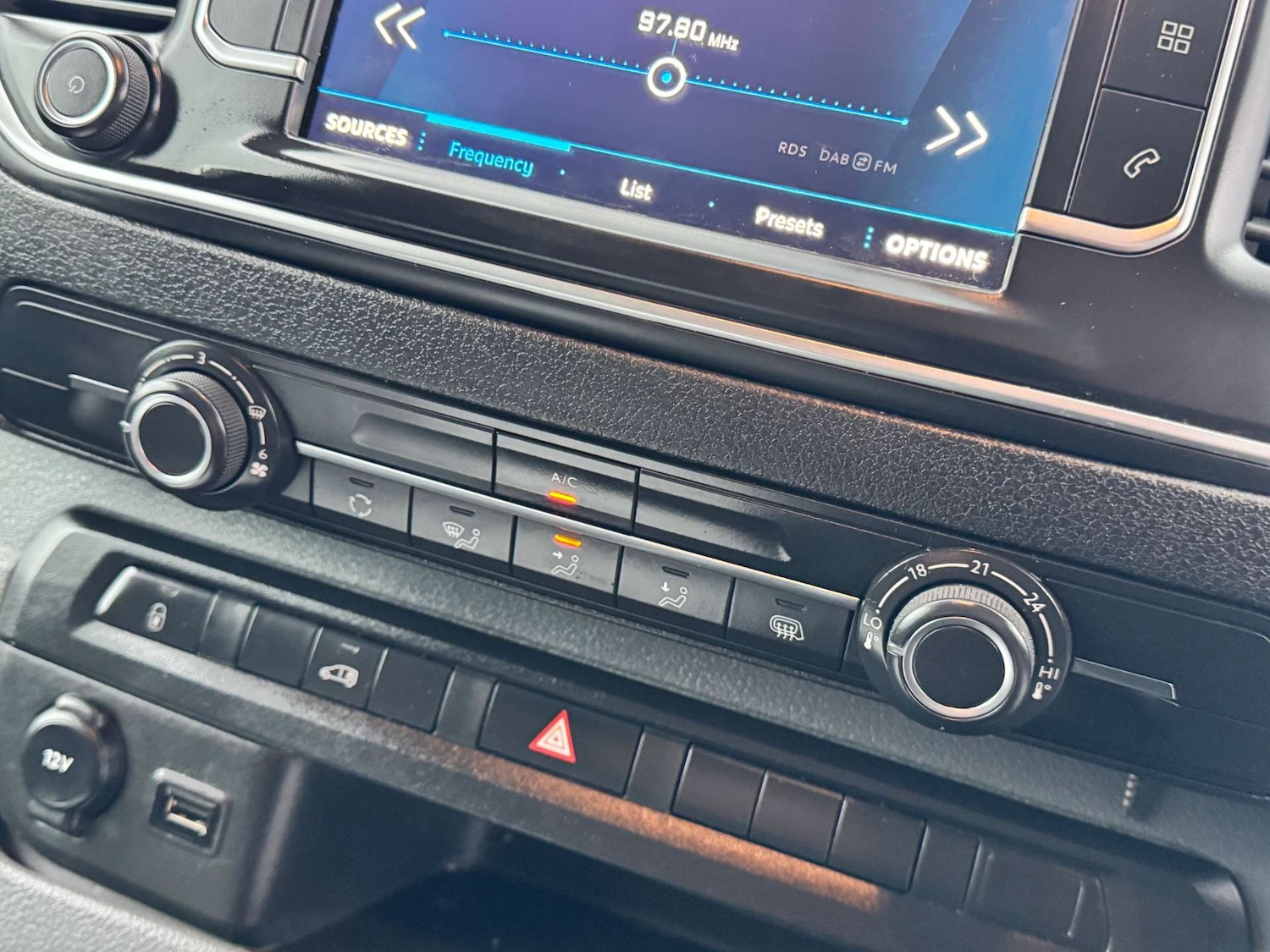 Used Peugeot Expert 2022 for sale - 78213113: Photo 16