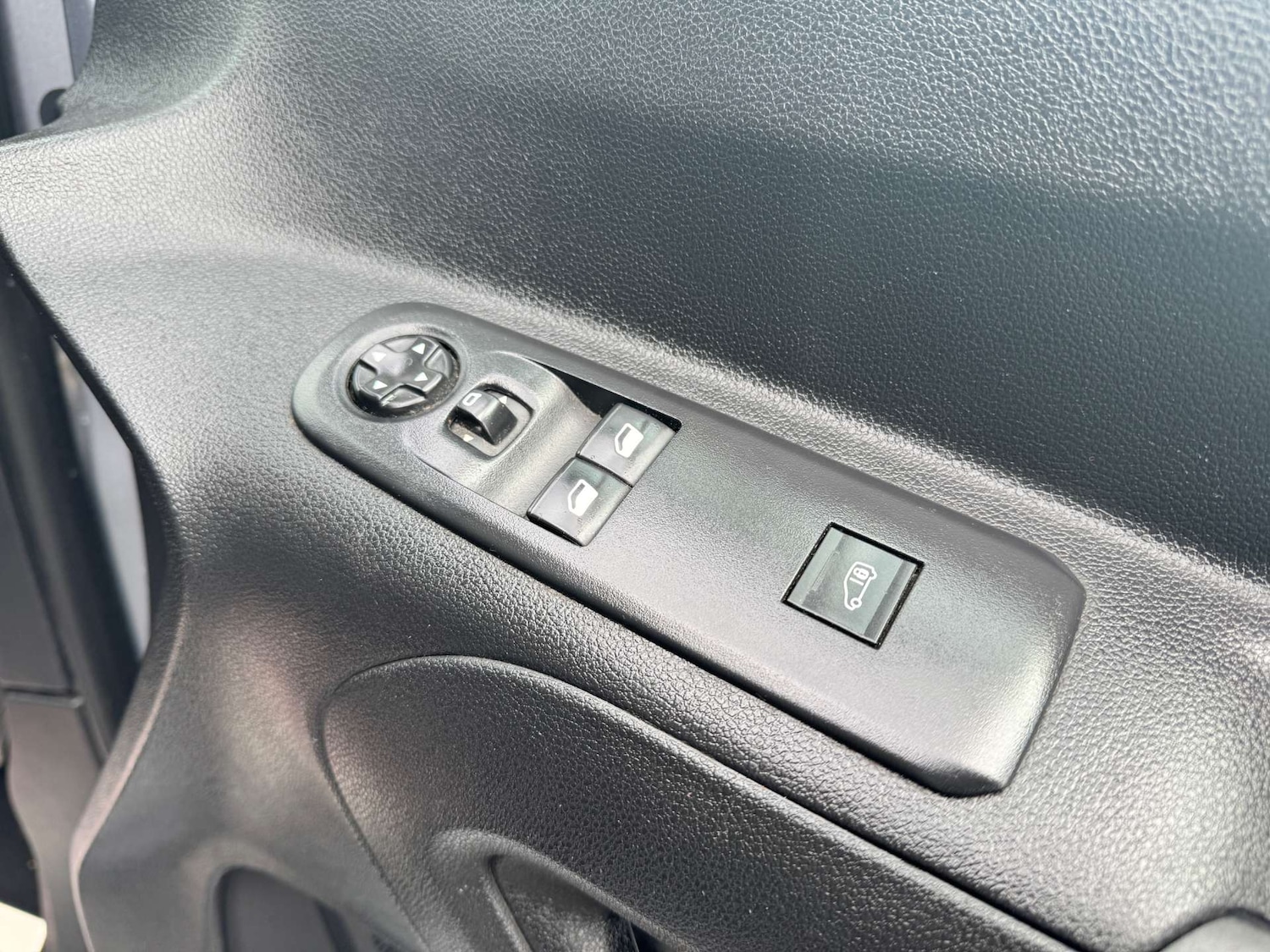 Used Vauxhall Combo 2019 for sale - 76451755: Photo 16