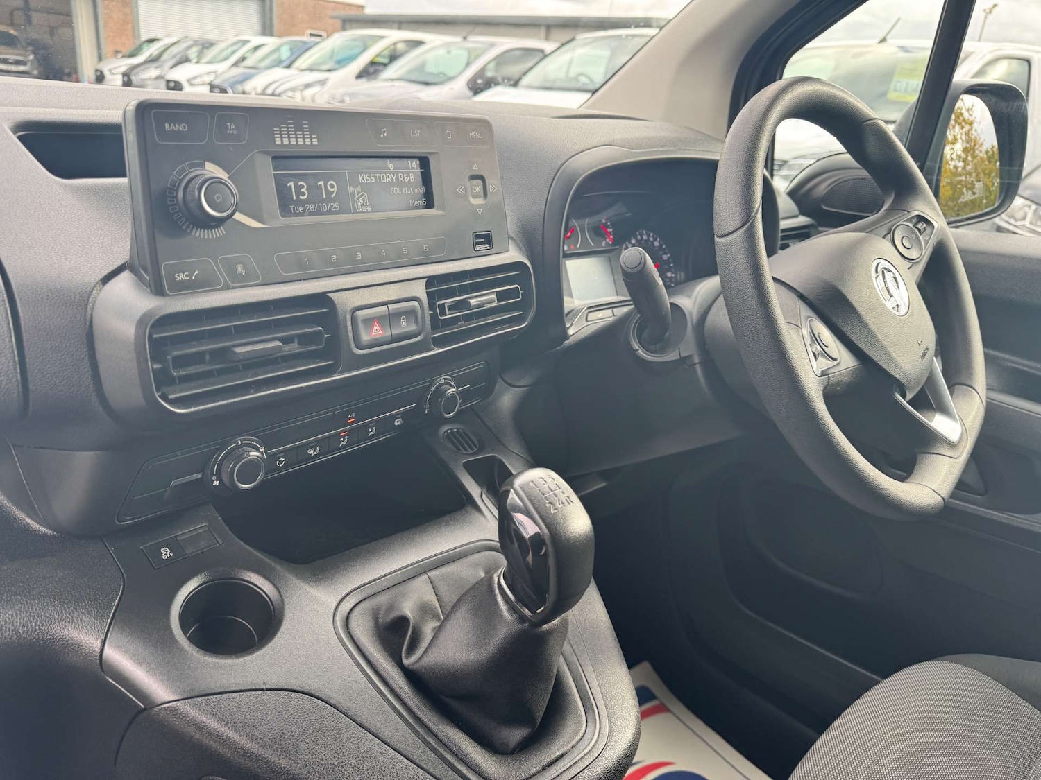 Used Vauxhall Combo 2019 for sale - 76451755: Photo 25