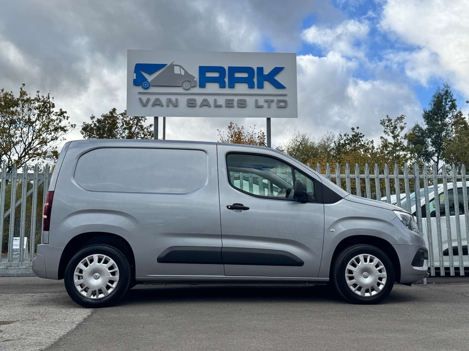 Used Vauxhall Combo 2019 for sale - 76451755: Photo 5