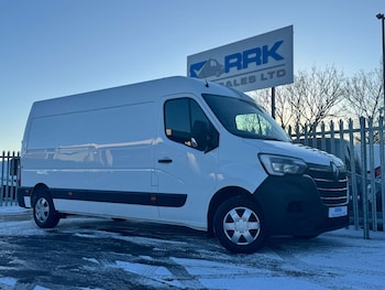 Renault Master feature image