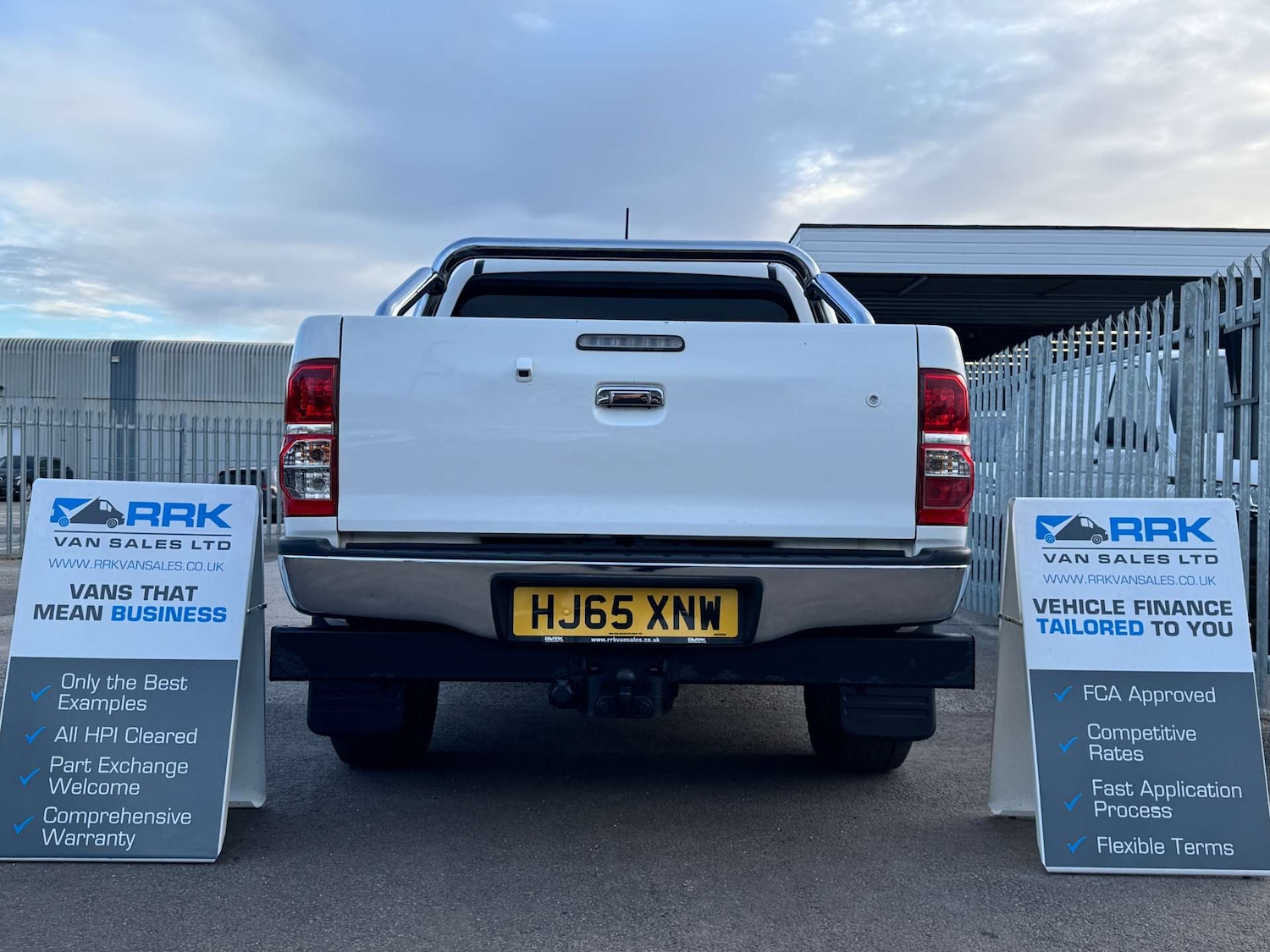 Used Toyota Hilux 2015 for sale - 77735041: Photo 17