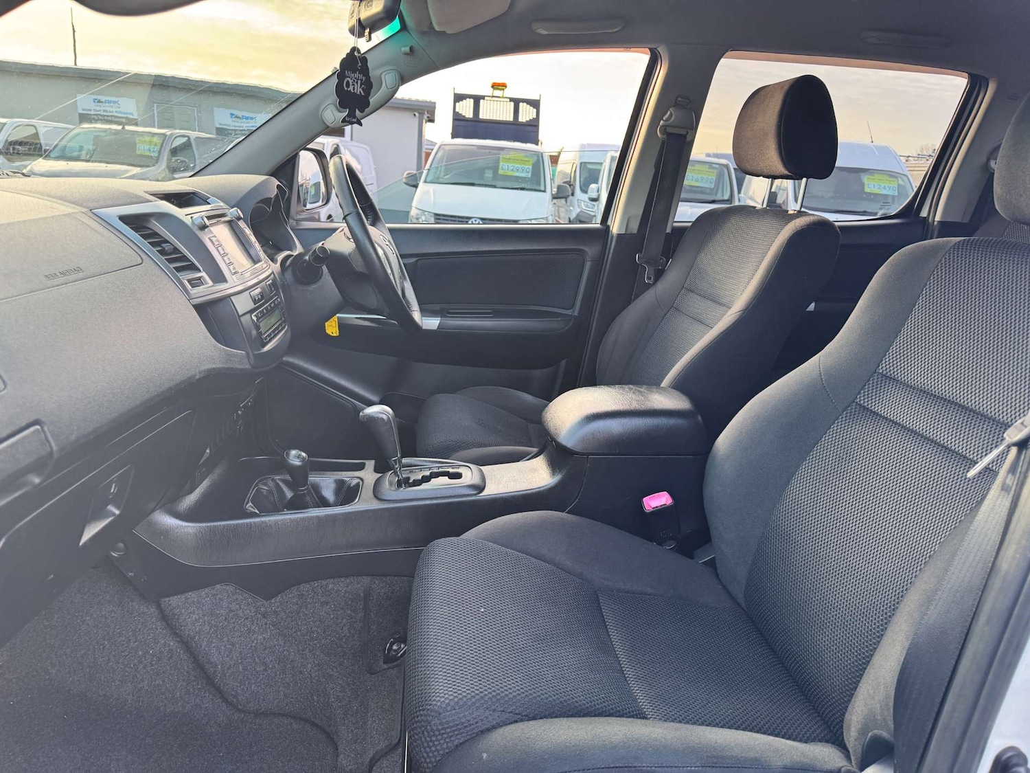 Used Toyota Hilux 2015 for sale - 77735041: Photo 9