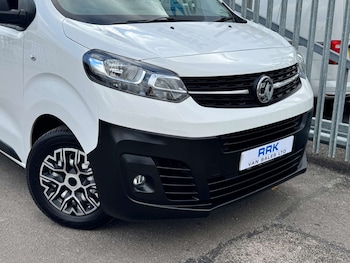 Used Vauxhall Vivaro 2022 for sale - 76402690: Photo