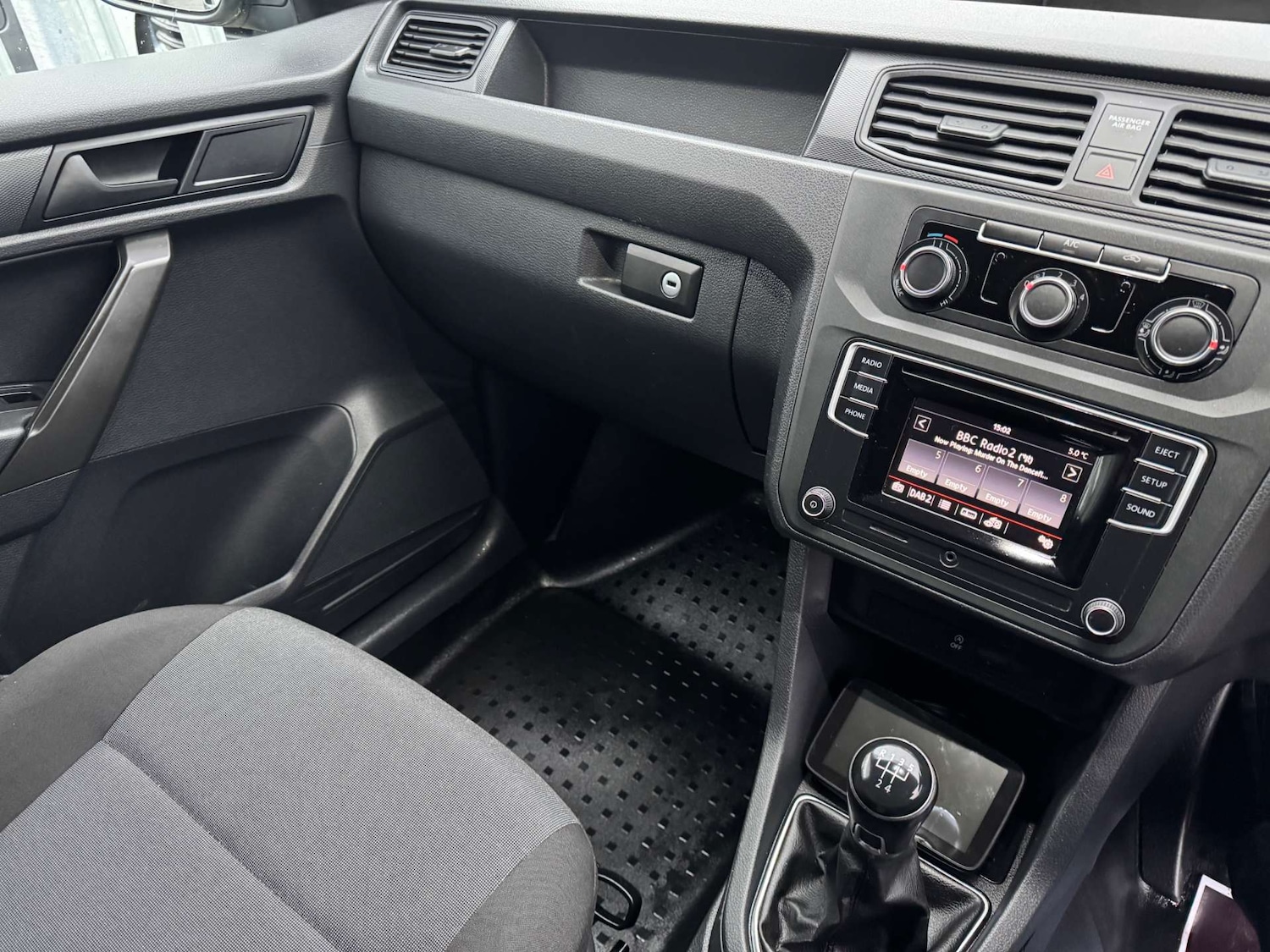 Used Volkswagen Caddy Maxi 2018 for sale - 77152853: Photo 16