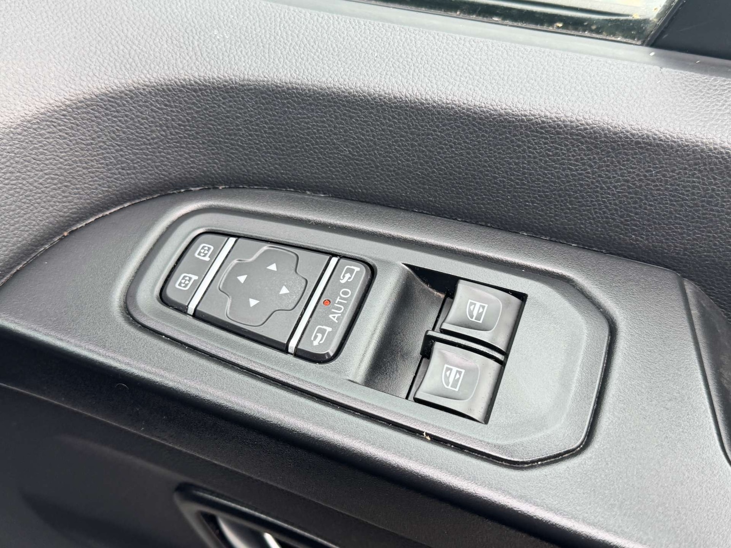 Used Renault Trafic 2023 for sale - 77644032: Photo 11