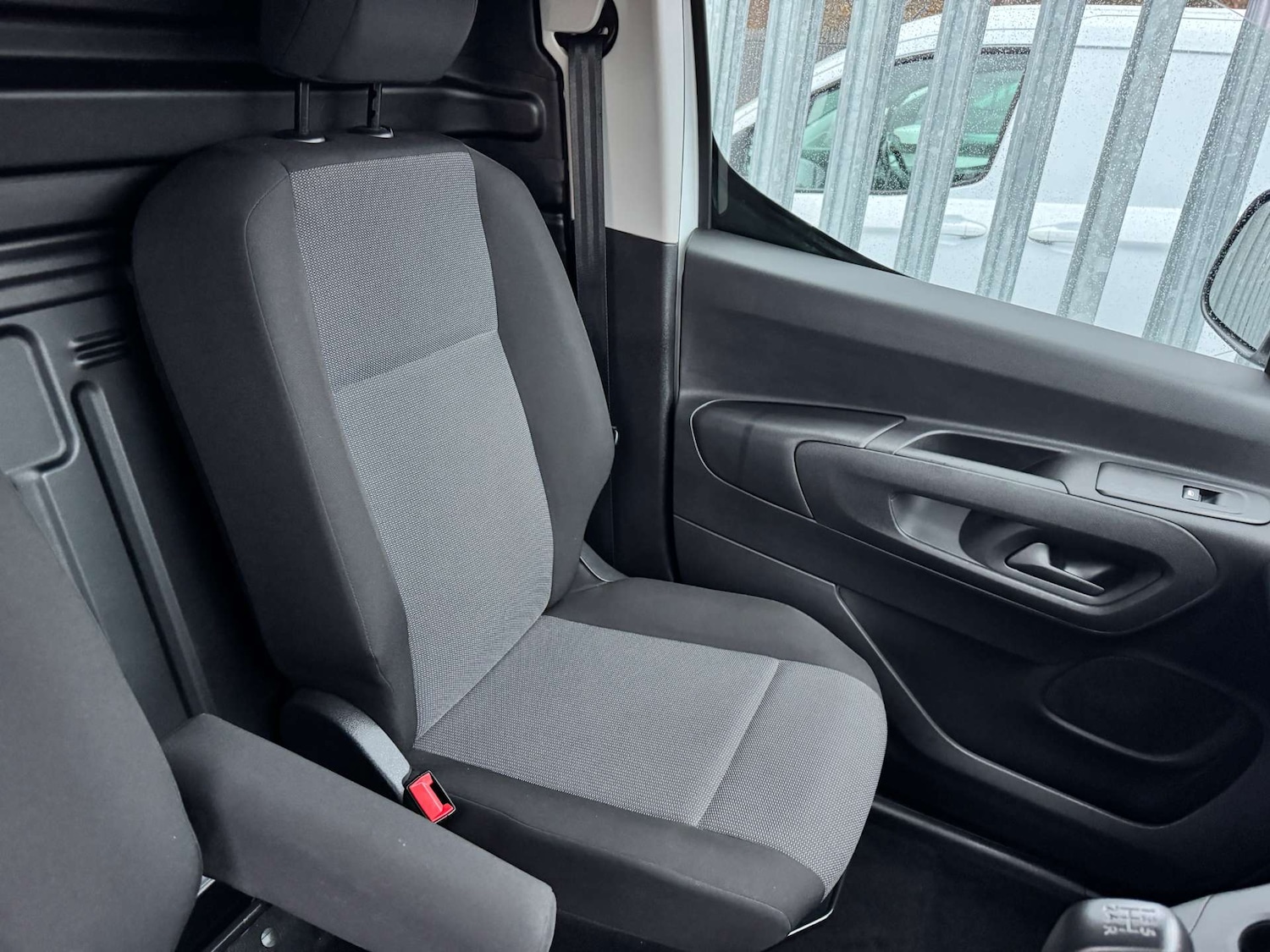 Used Vauxhall Combo 2020 for sale - 76829892: Photo 24