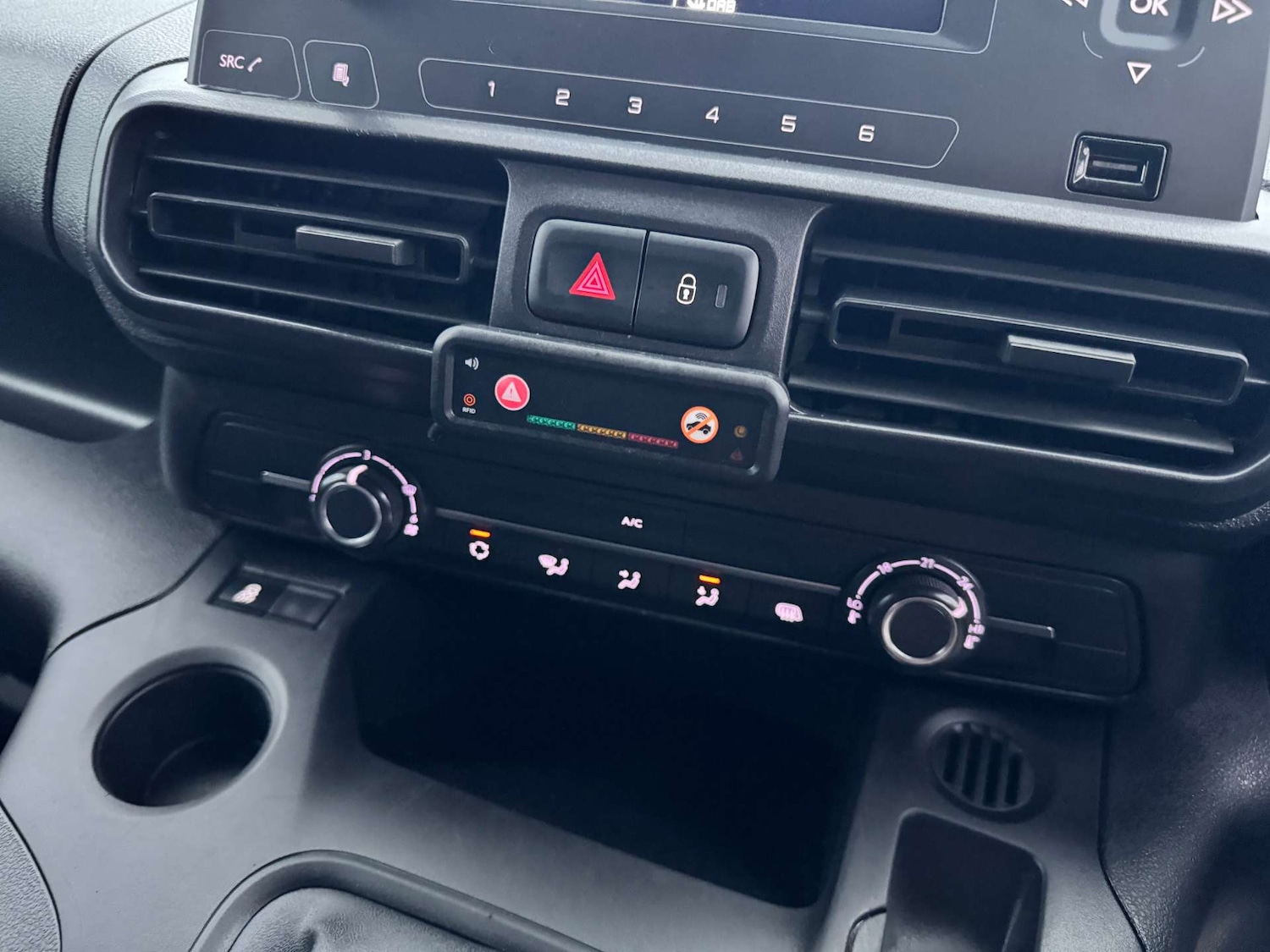 Used Vauxhall Combo 2020 for sale - 76829892: Photo 27