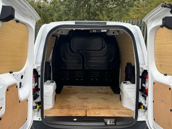 Used Ford Transit Courier 2022 for sale - 76298768: Photo 29