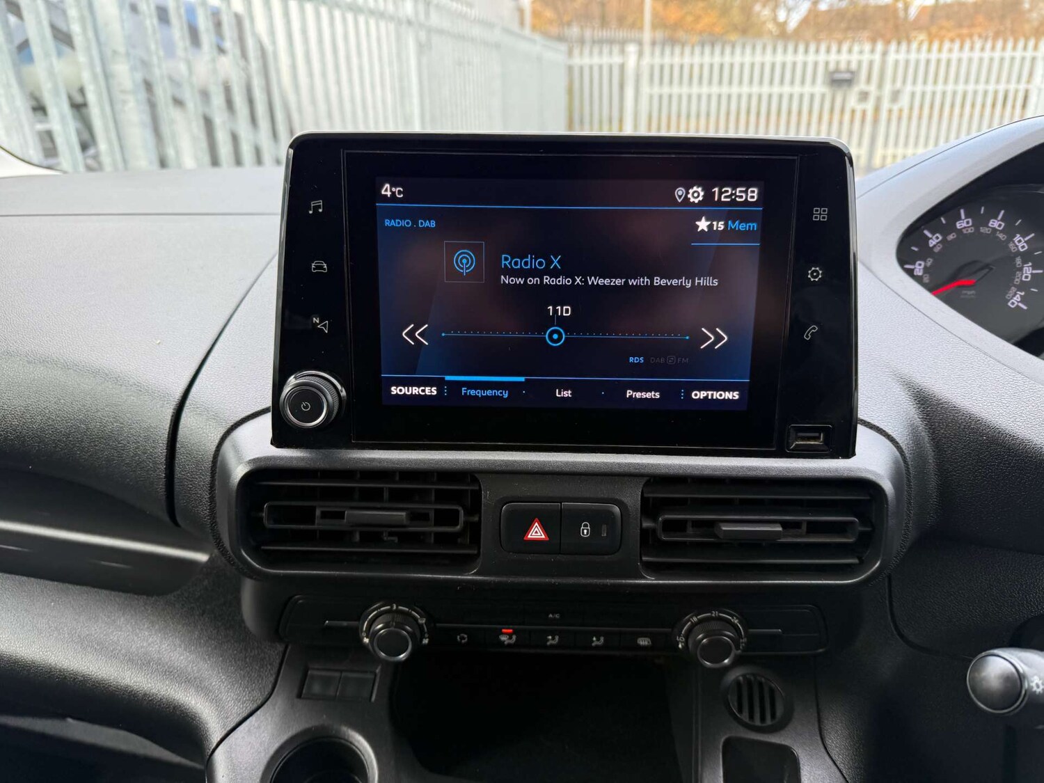 Used Peugeot Partner 2021 for sale - 76625862: Photo 21