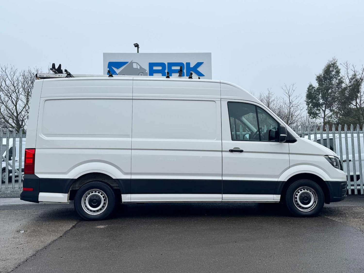 Used Volkswagen Crafter 2018 for sale - 77446390: Photo 2