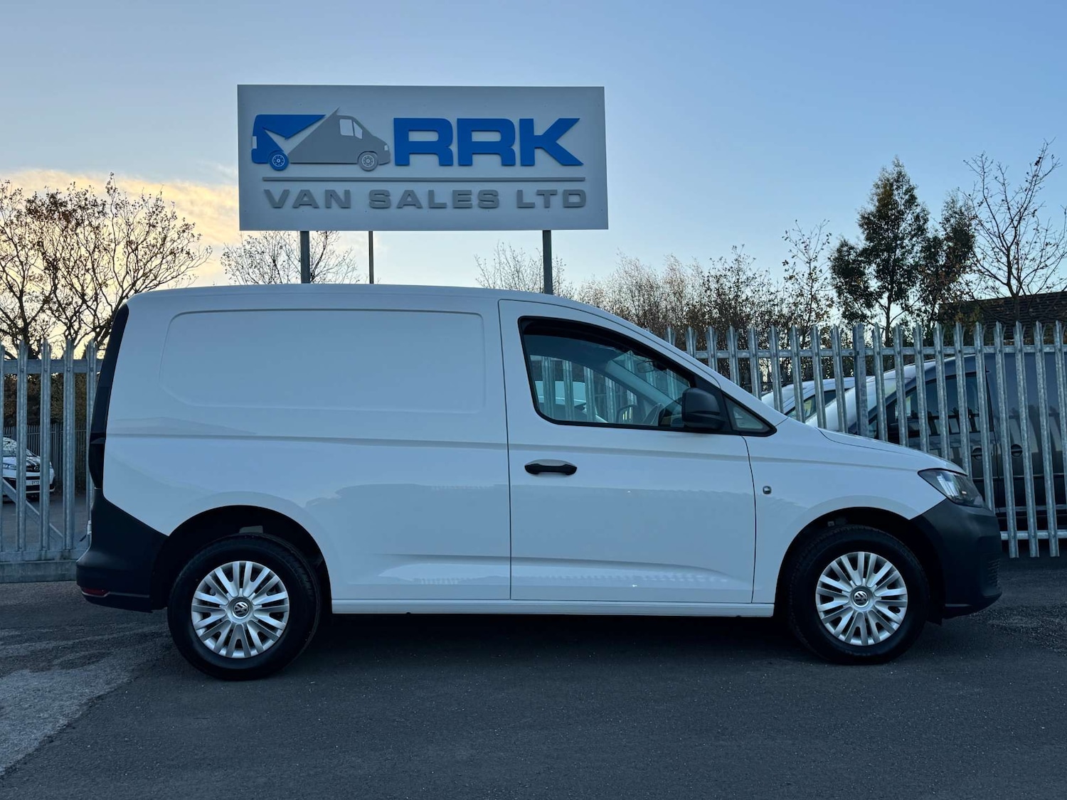 Used Volkswagen Caddy 2022 for sale - 76642980: Photo 2