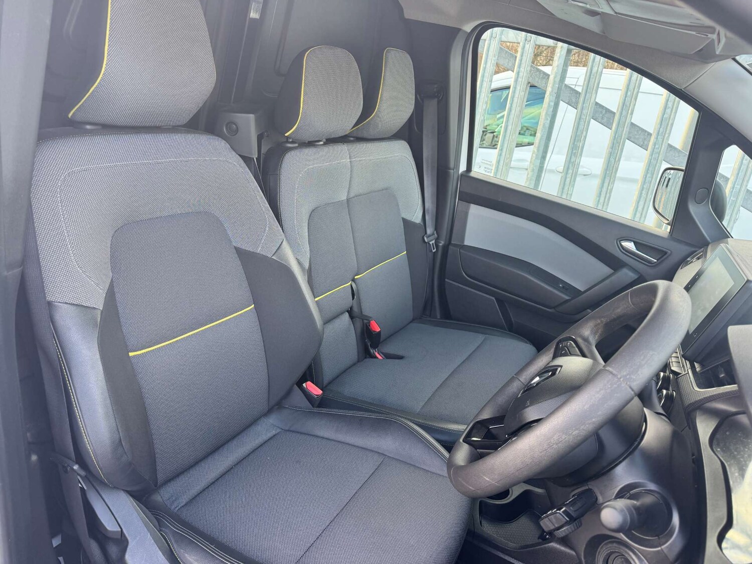 Used Renault Kangoo 2023 for sale - 76907715: Photo 32