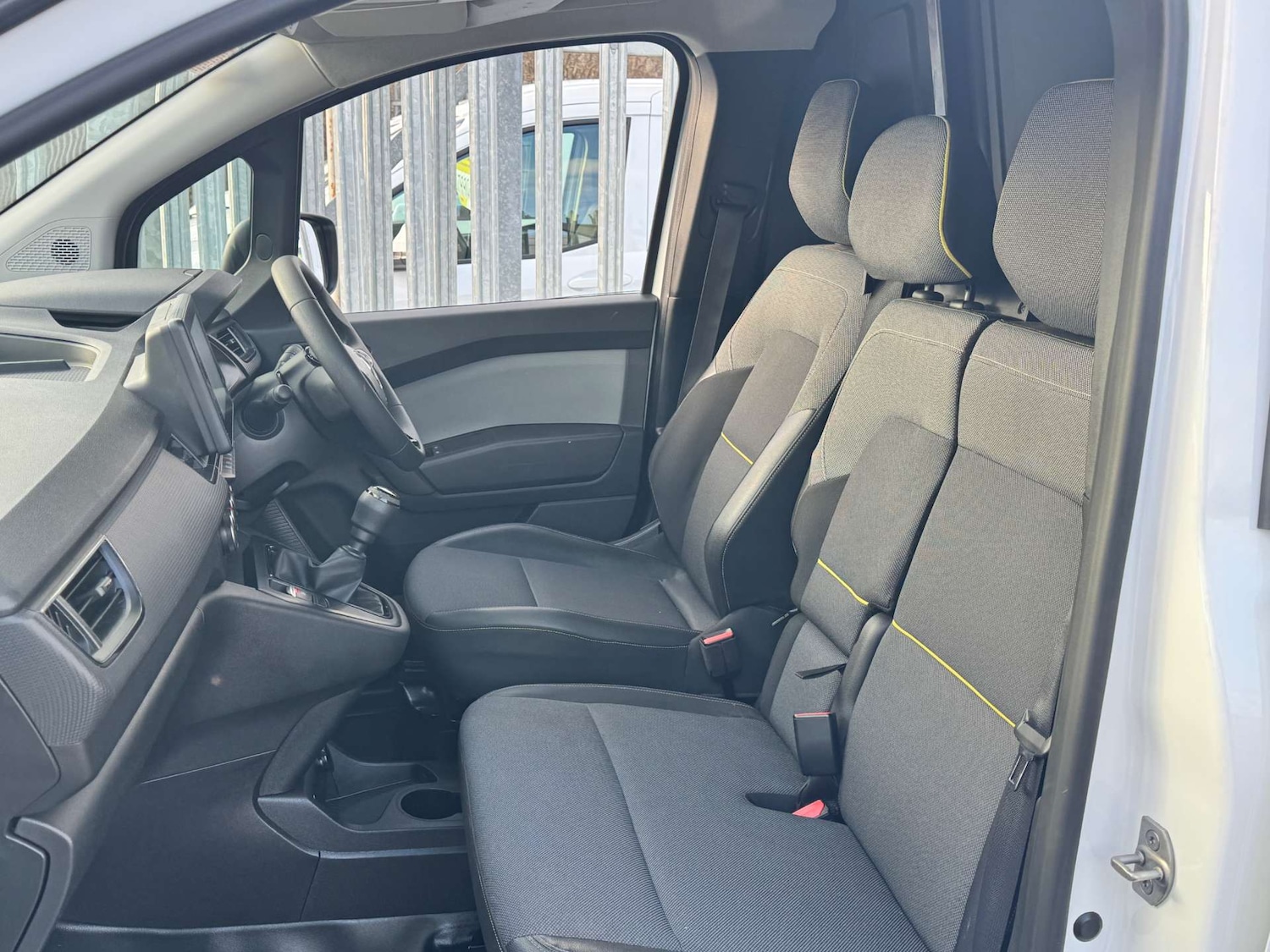 Used Renault Kangoo 2023 for sale - 76907715: Photo 33